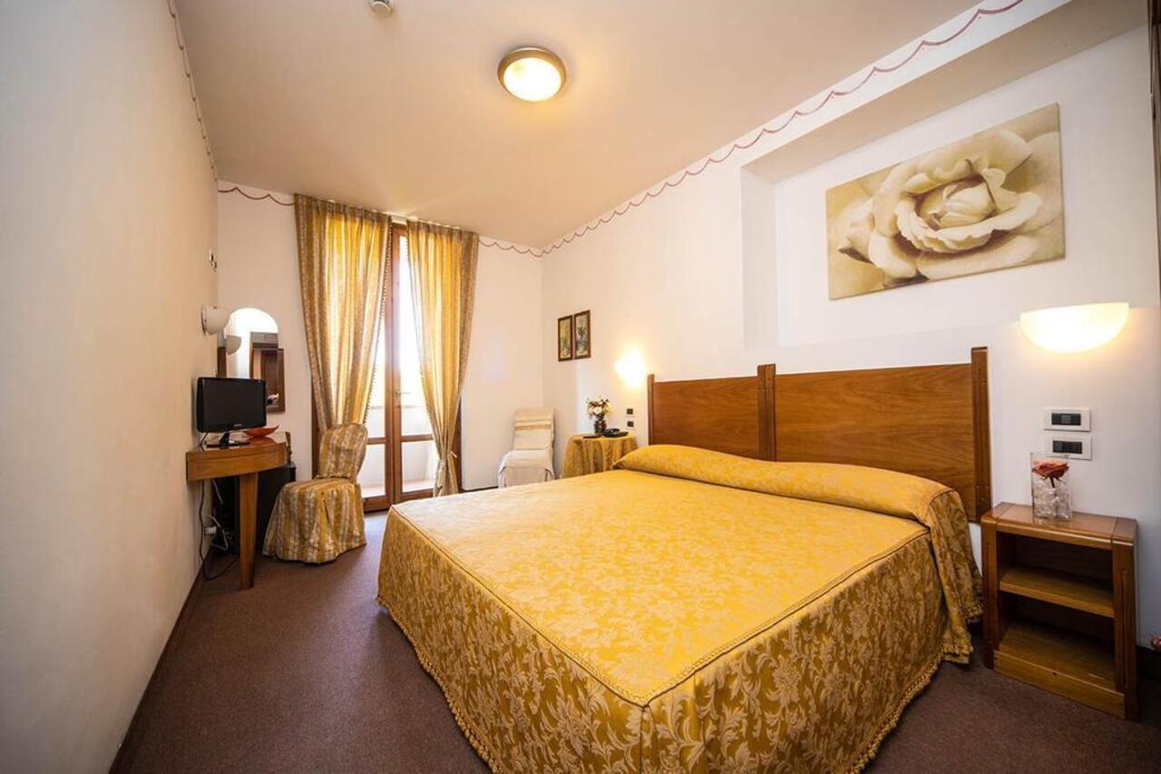 Hotel Ristorante Farneta Кортона Экстерьер фото