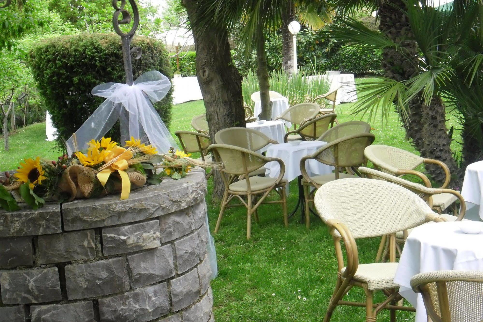 Hotel Ristorante Farneta Кортона Экстерьер фото