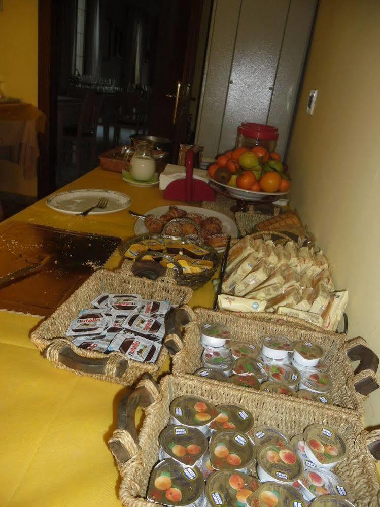 Hotel Ristorante Farneta Кортона Экстерьер фото