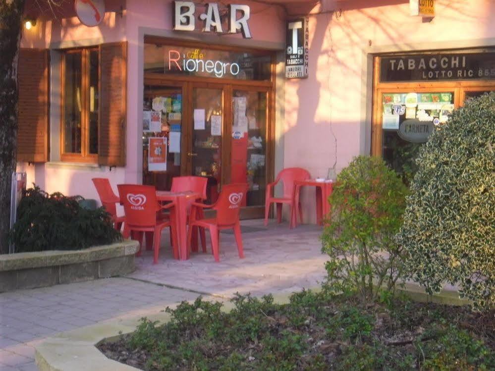 Hotel Ristorante Farneta Кортона Экстерьер фото
