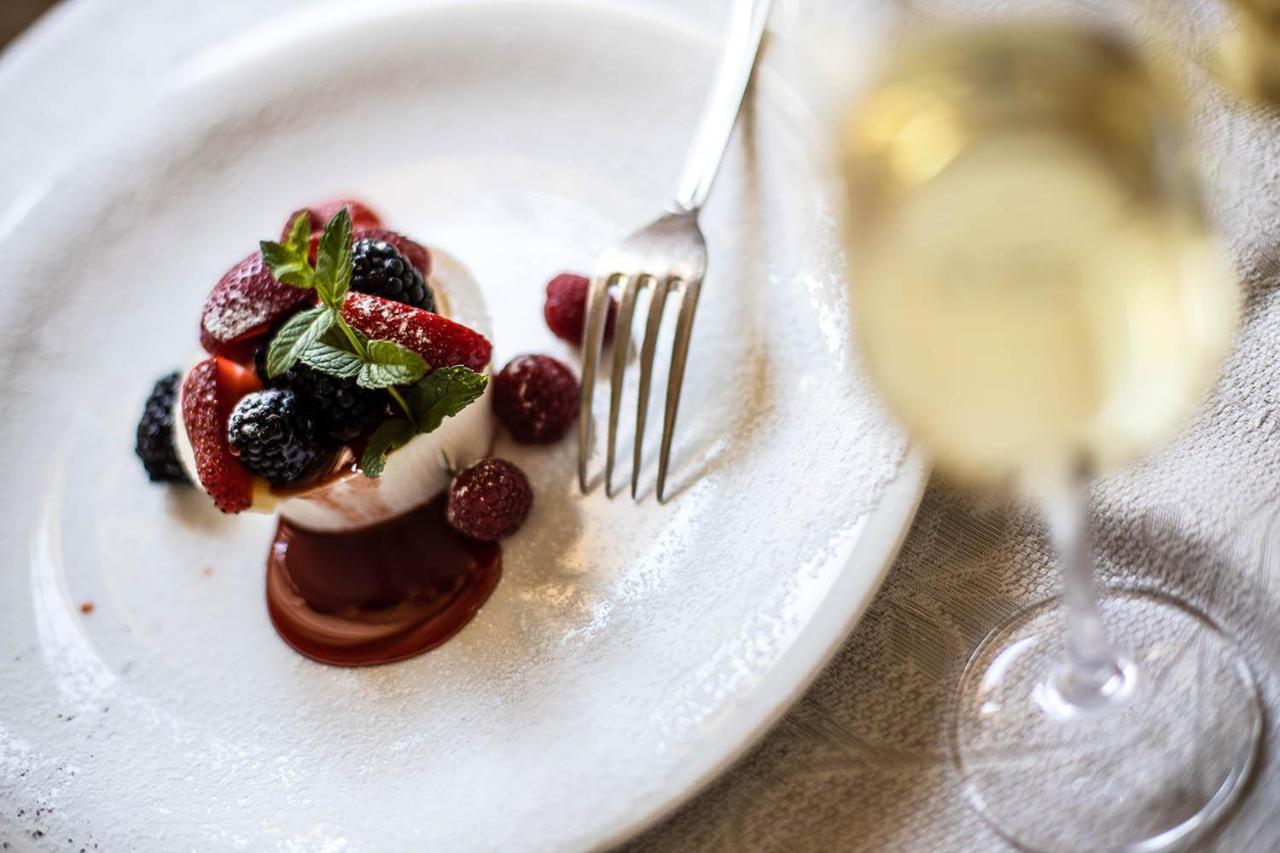 Hotel Ristorante Farneta Кортона Экстерьер фото