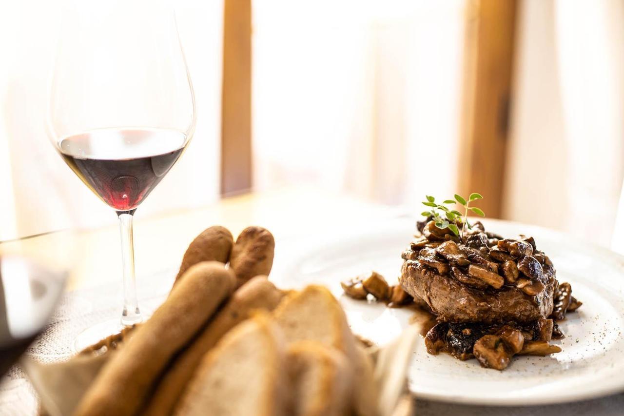 Hotel Ristorante Farneta Кортона Экстерьер фото